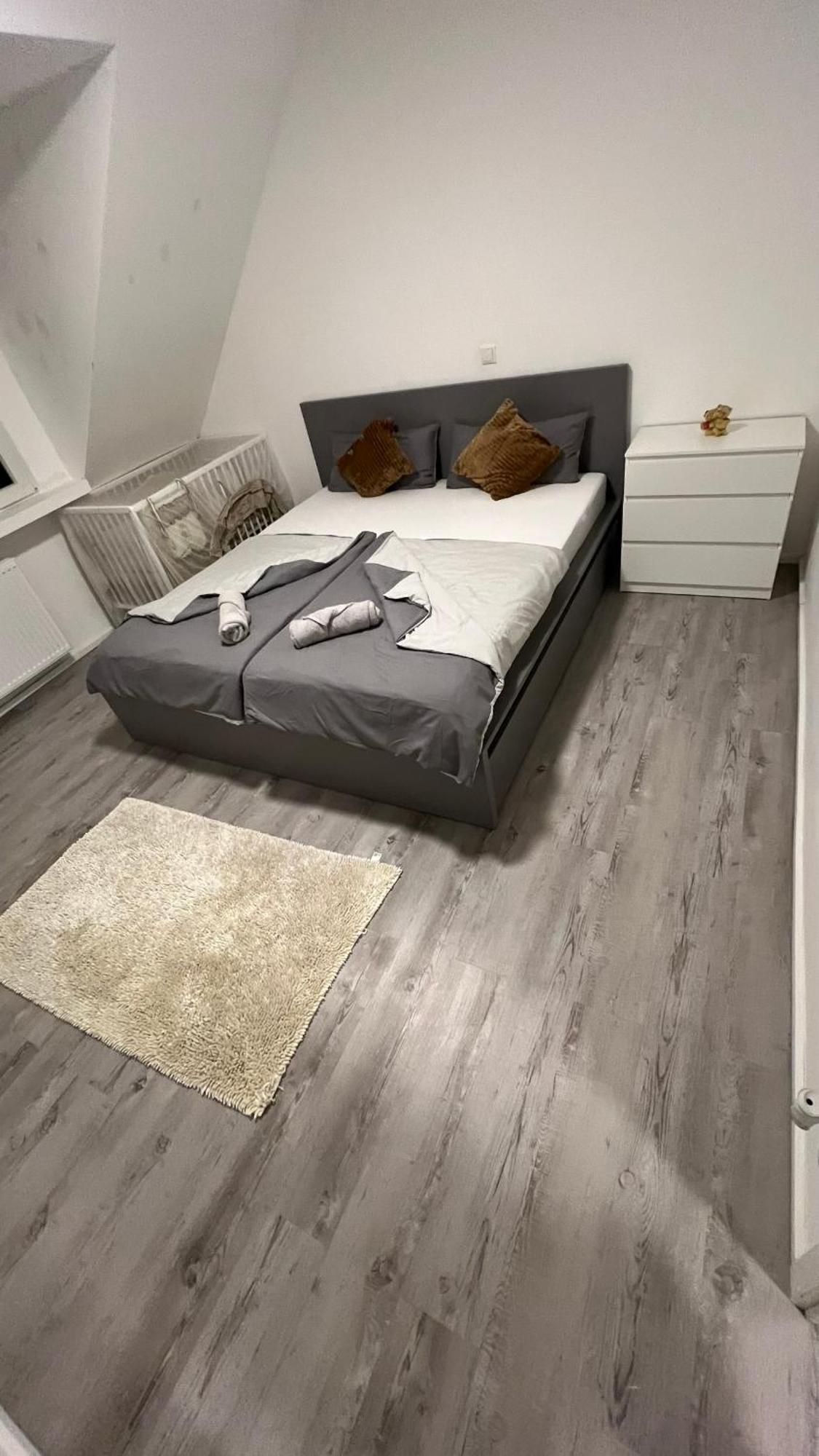 Reviv - Traumhaftes 3 Zimmer Apartment Брюль Экстерьер фото